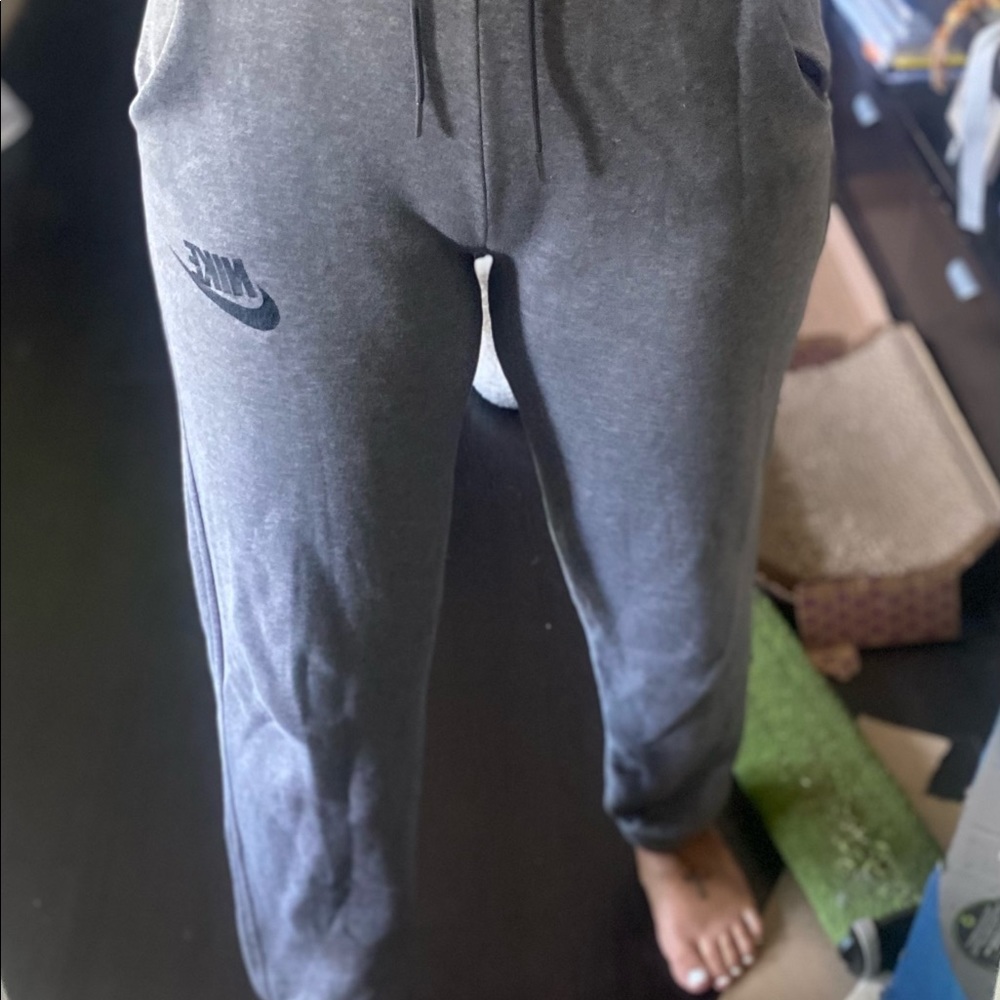 Nike Grey Sweatpants - Size Medium